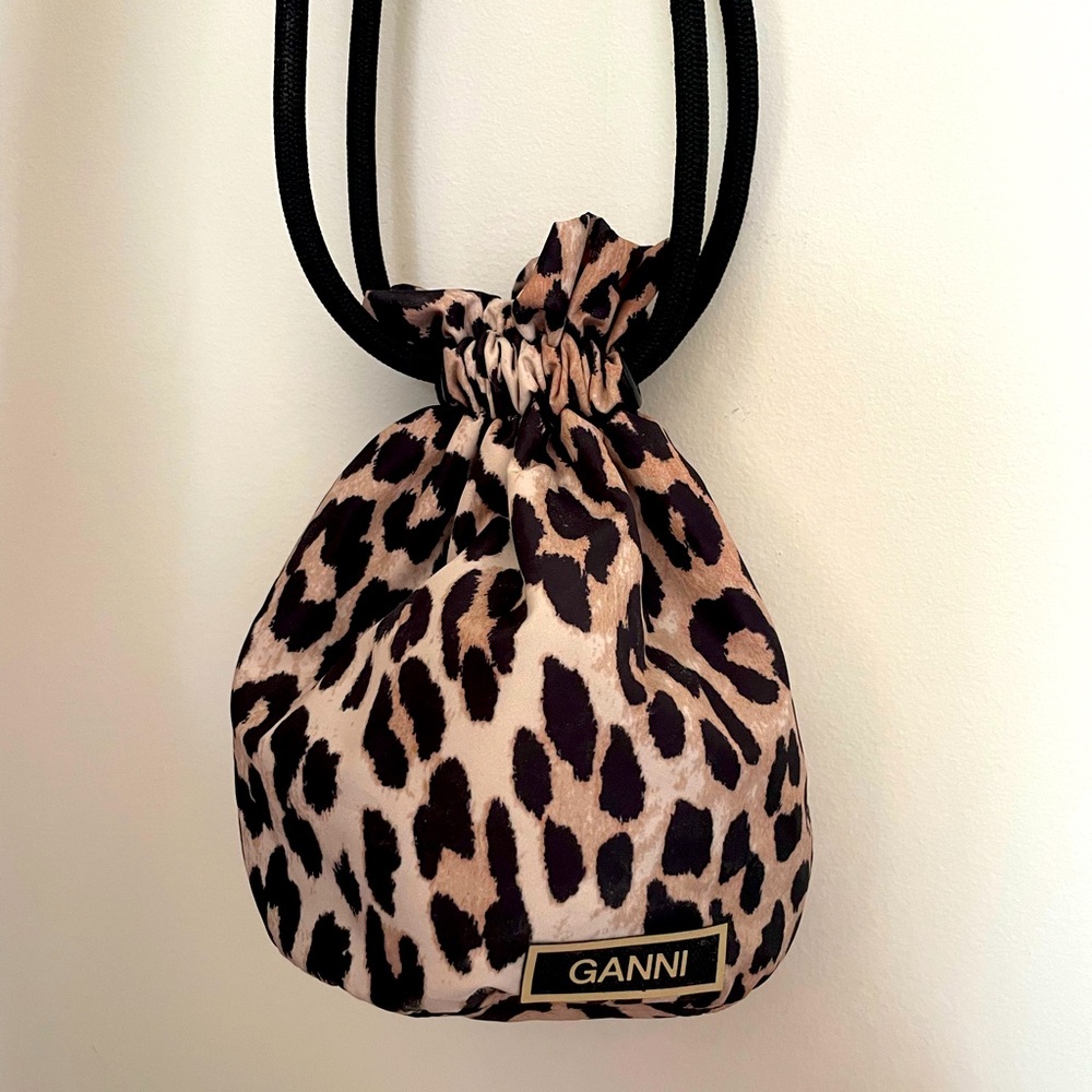GANNI leopard print nylon bucket pouch bag, brand new